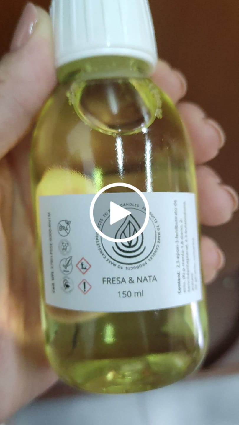 Customer video review of Fragancia FRESA & NATA