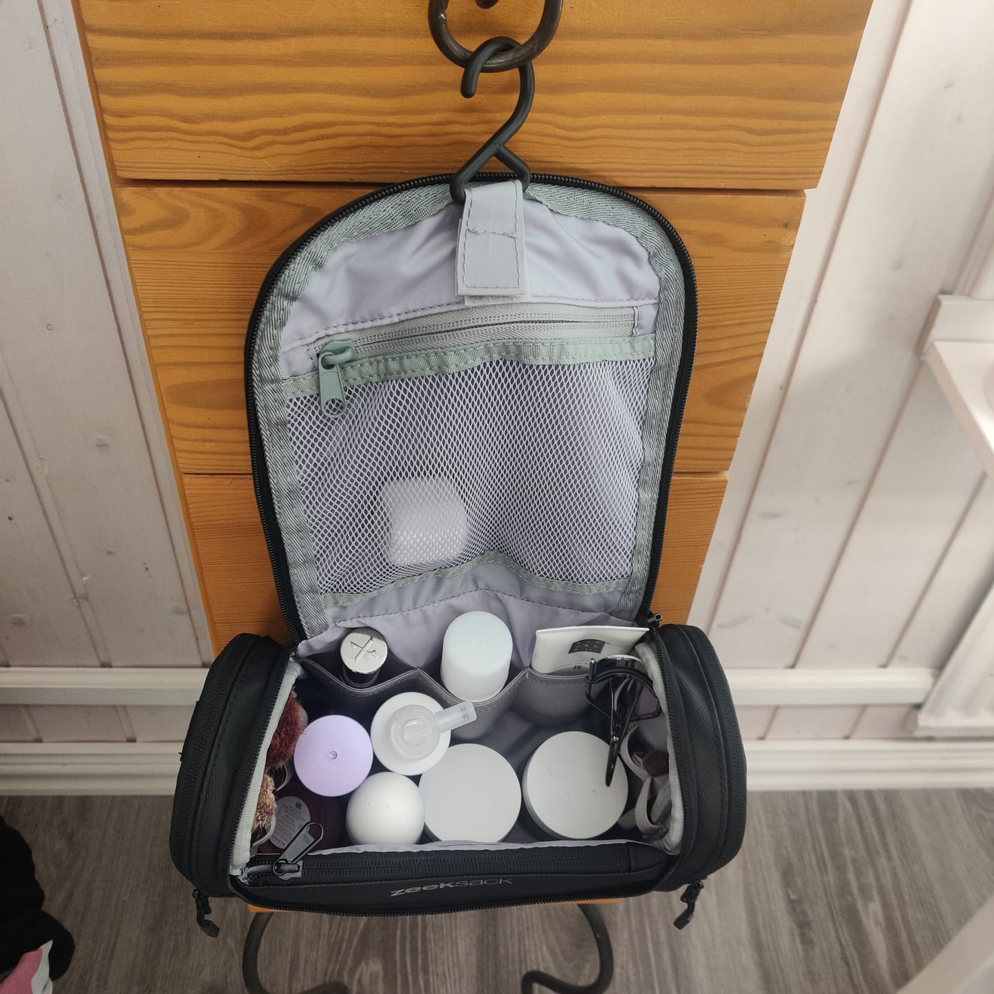 Customer photo review of Toiletry Bag