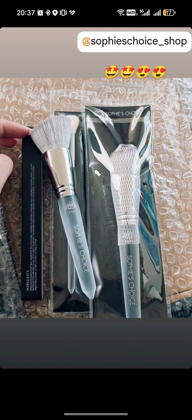 Customer photo review of F111 – četkica za tečni i kremasti puder sa punom pokrivnom moći