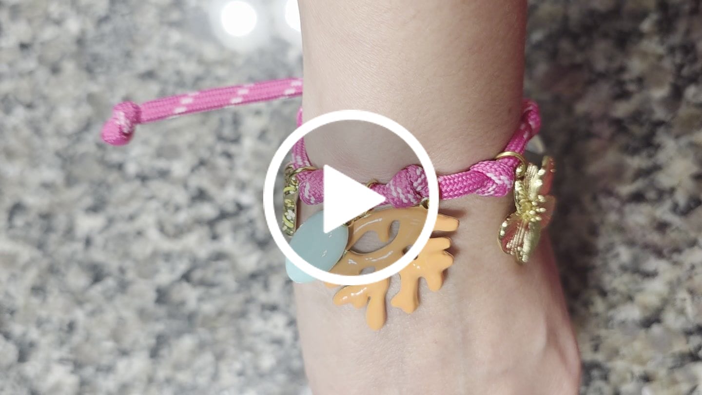 Customer video review of Aloha Coral Bracelet