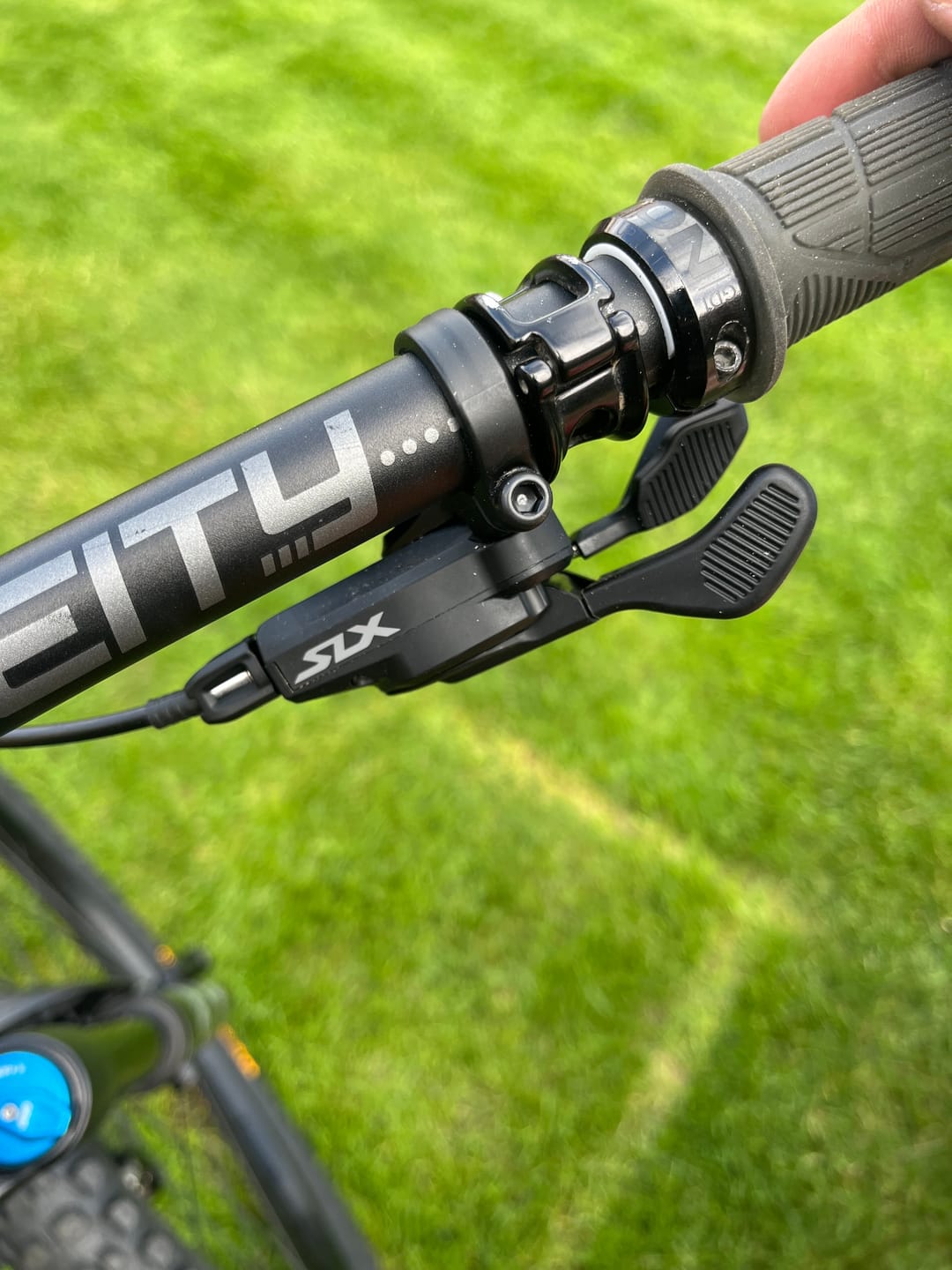 Customer photo review of Shimano SLX M7100 Right Hand Shifter - 12 Speed