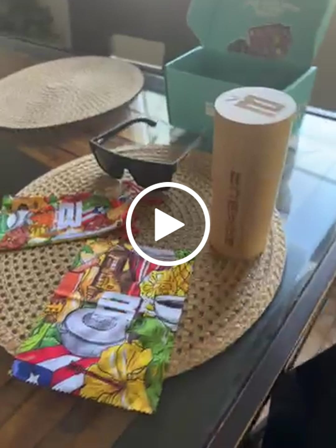 Customer video review of Mis Raíces Black
