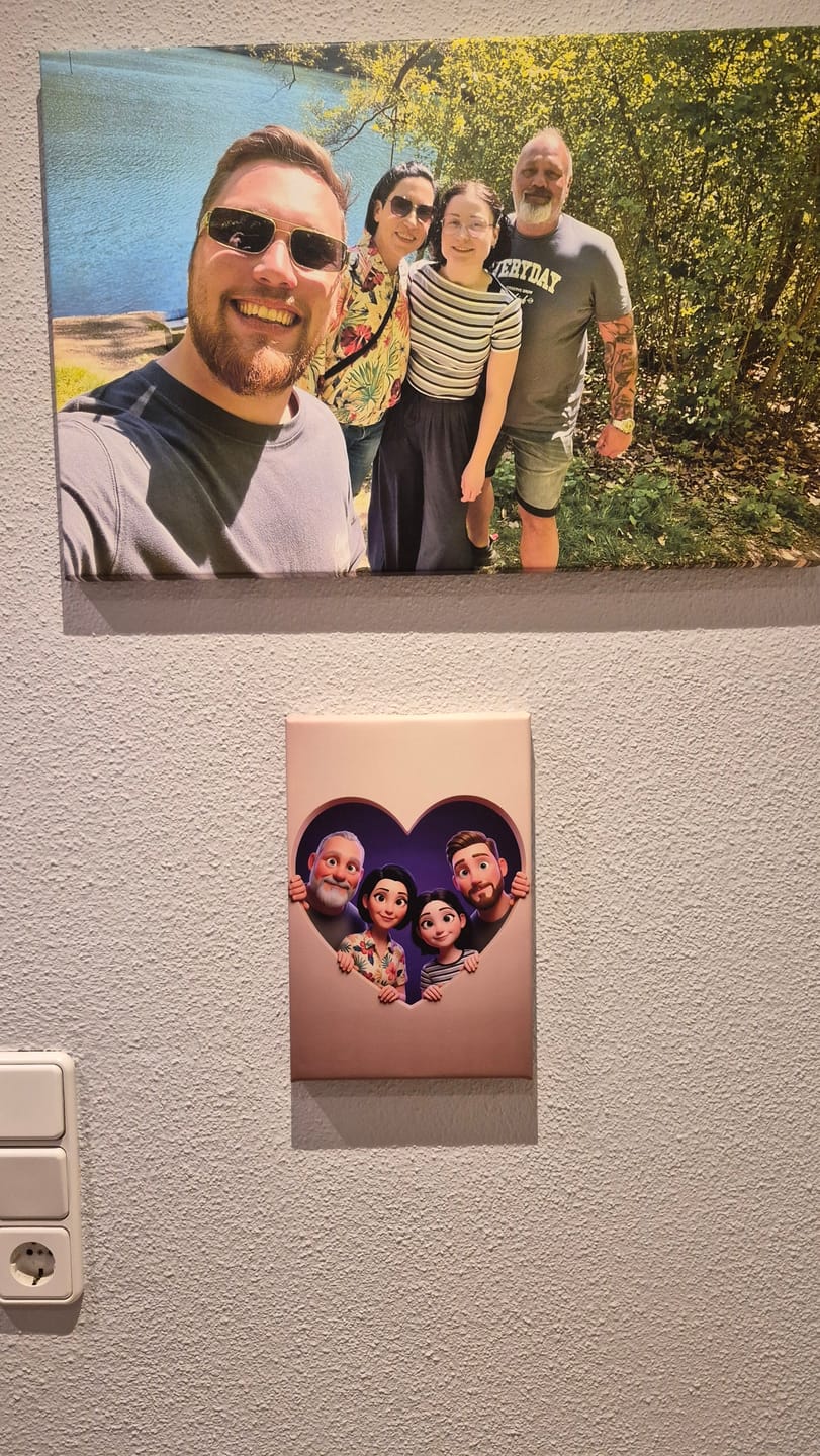 Customer photo review of Personalisierte Leinwand - Animiertes Herz