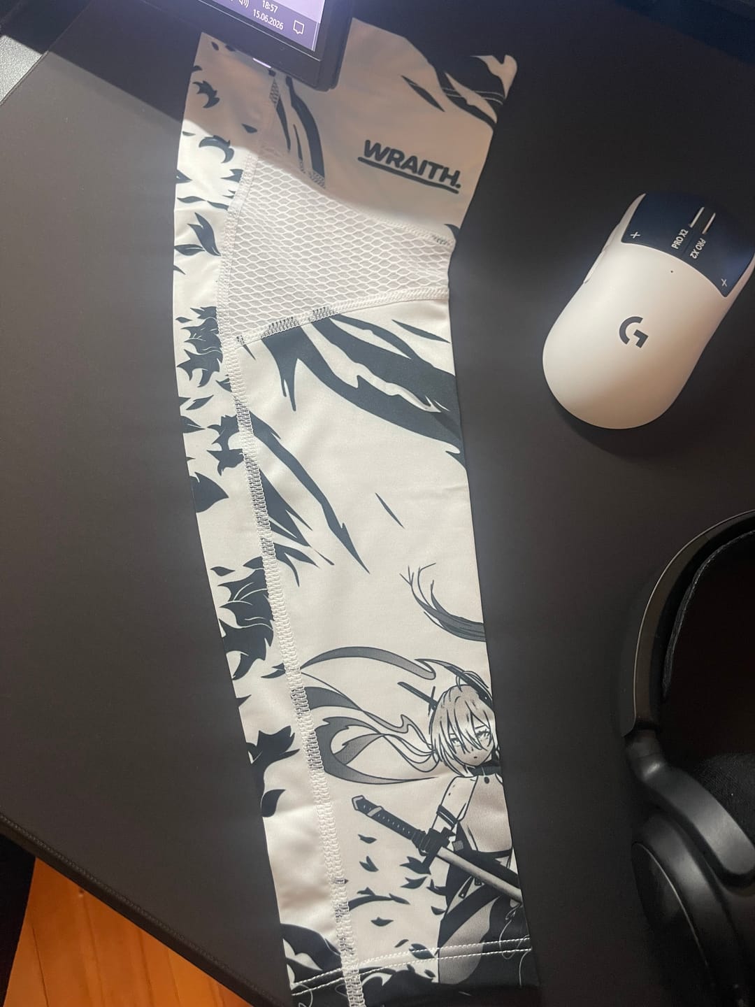 Customer photo review of Wraith Esports Arm Sleeve