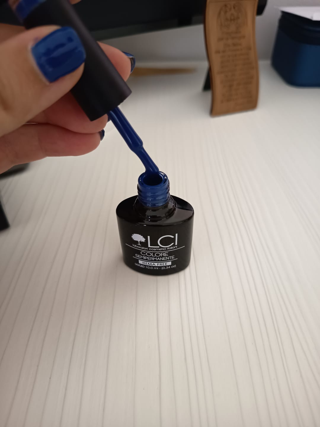 Customer photo review of Smalto Semipermanente LCI -  Hema Free - Azul
