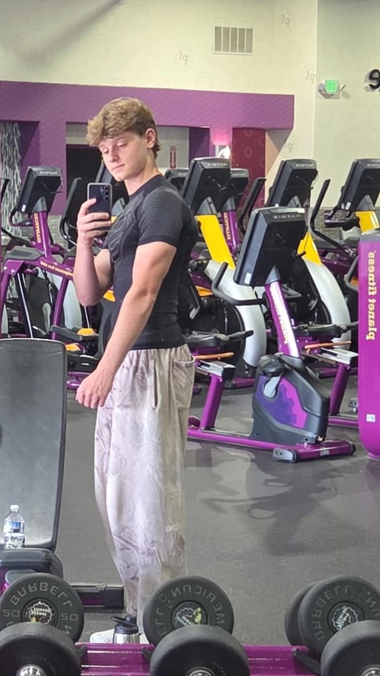 Customer photo review of 4117 - Superman Compression Tees