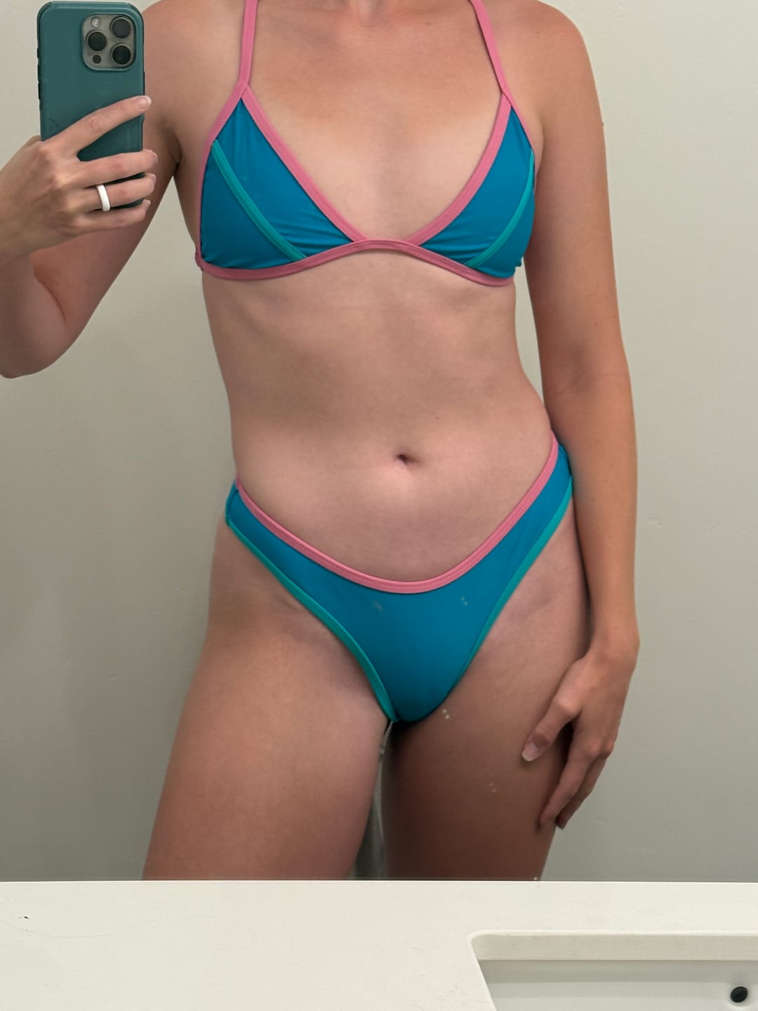 Customer photo review of LILY Retro Wave Minimal Triangle Top