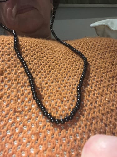 Reseña con foto de un cliente sobre Strap Sujetador Lentes Borlas
