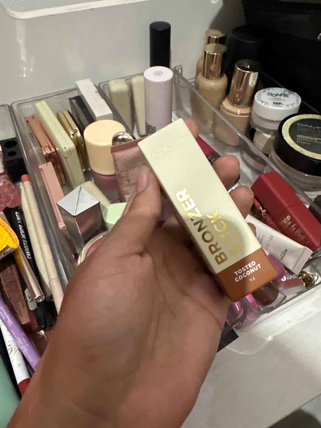 Customer photo review of BRONZER CREMOSO EN BARRA COLLECTION