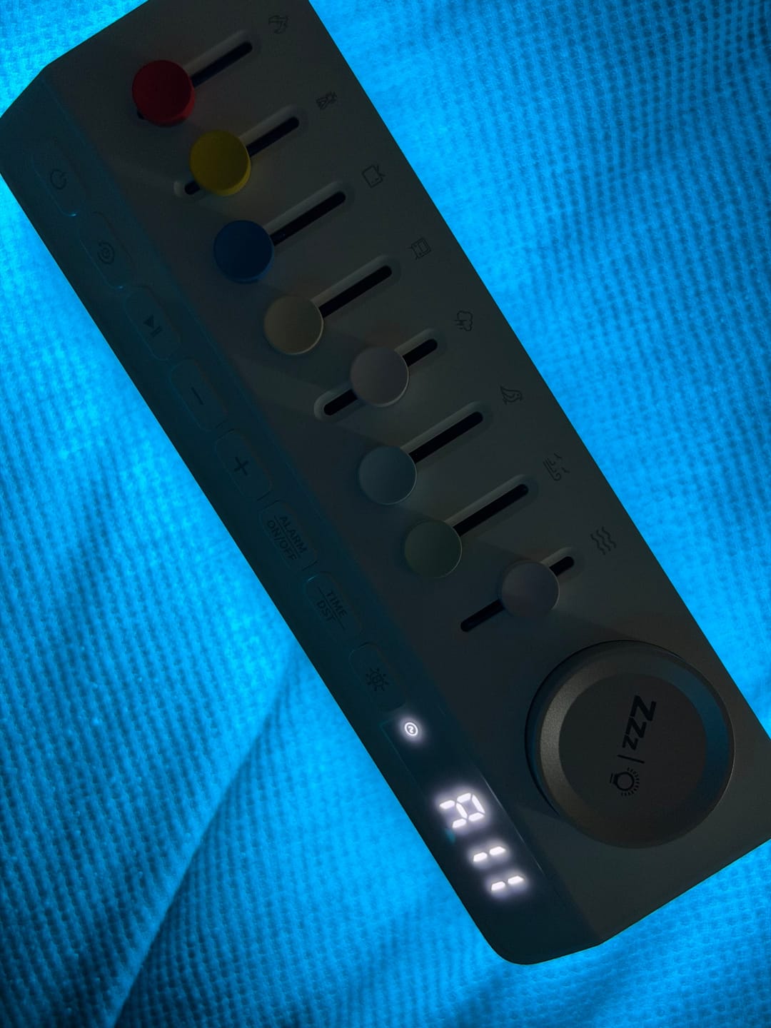 Customer photo review of Snoora Baby White Noise Machine