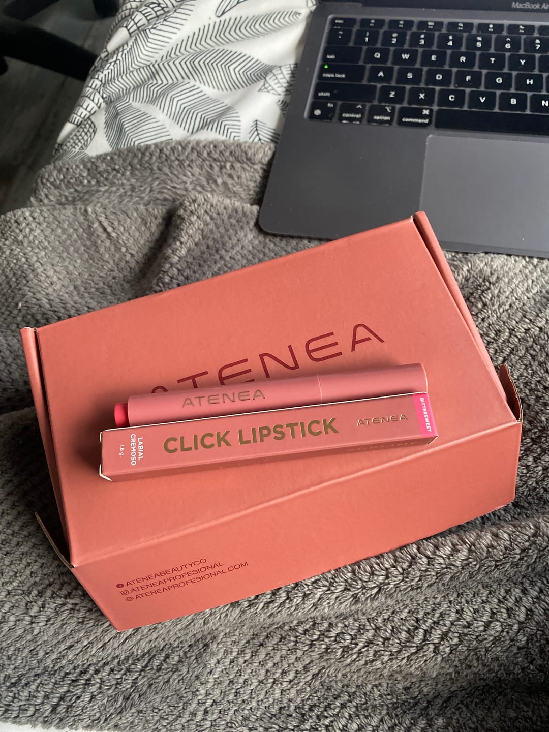 Customer photo review of CLICK LIPSTICK SUBLIME