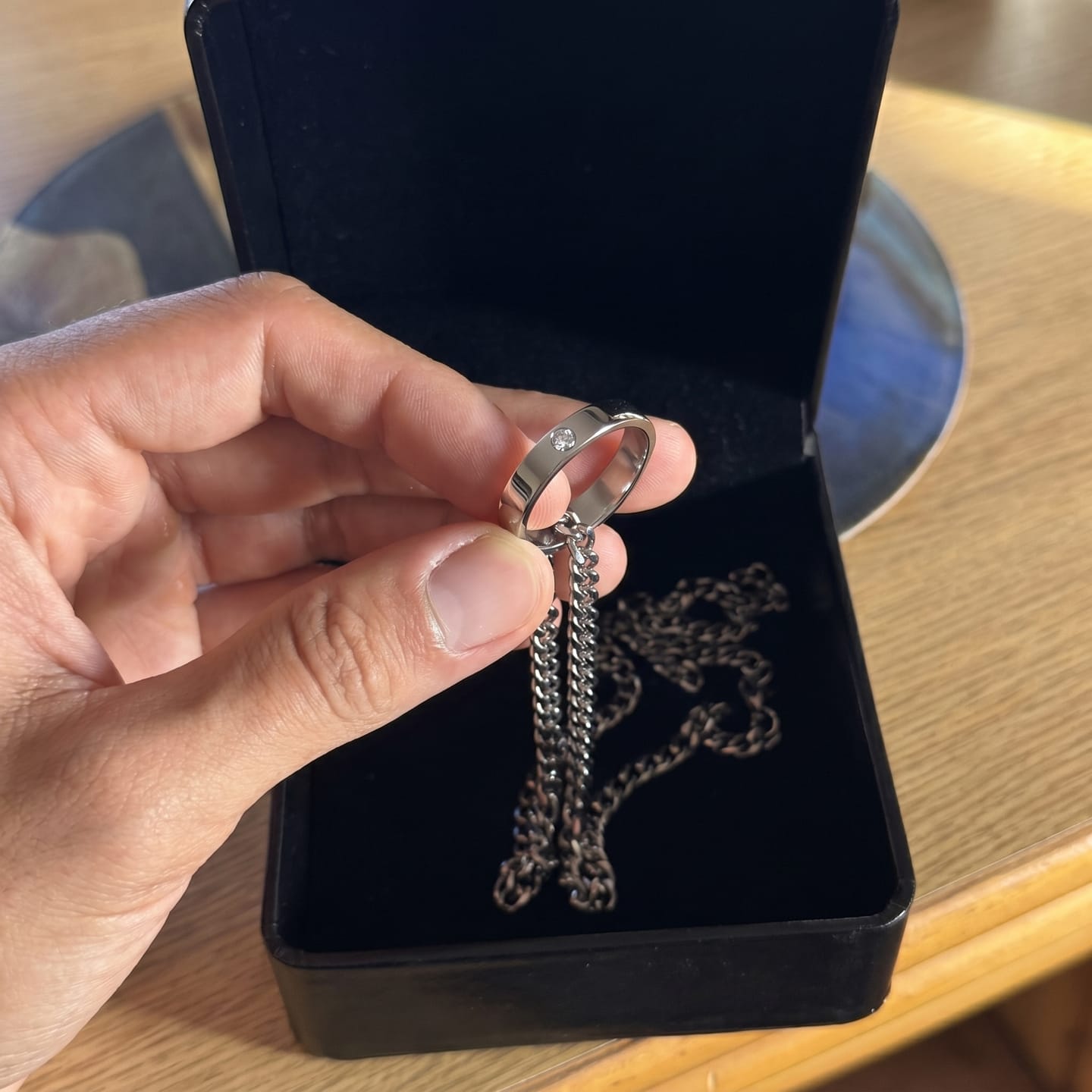 Customer photo review of Collar "Anillo de Rika"
