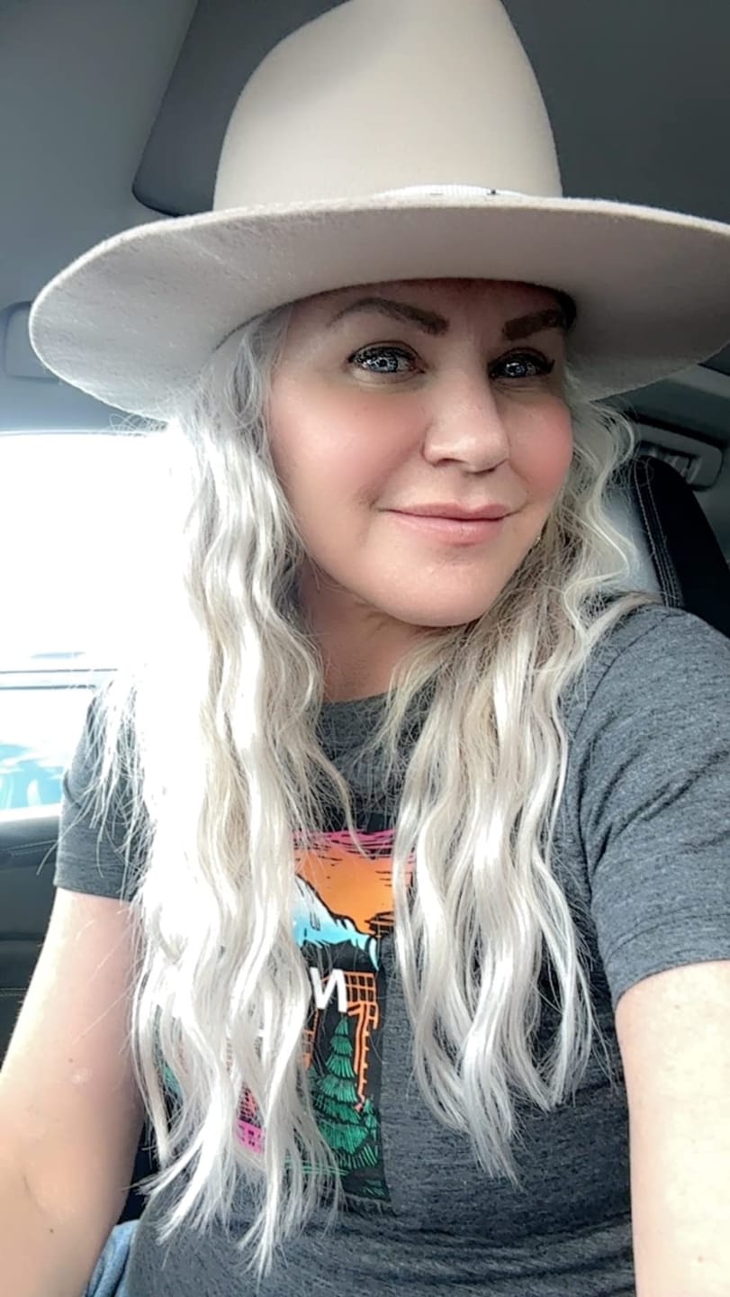 Customer photo review of Virgin Genius Weft Hair Extensions Platinum Blonde #1000