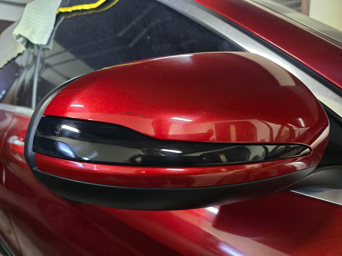 Customer photo review of Mercedes Benz Dynamic Sequential Smoked Mirror Indicator Blinker