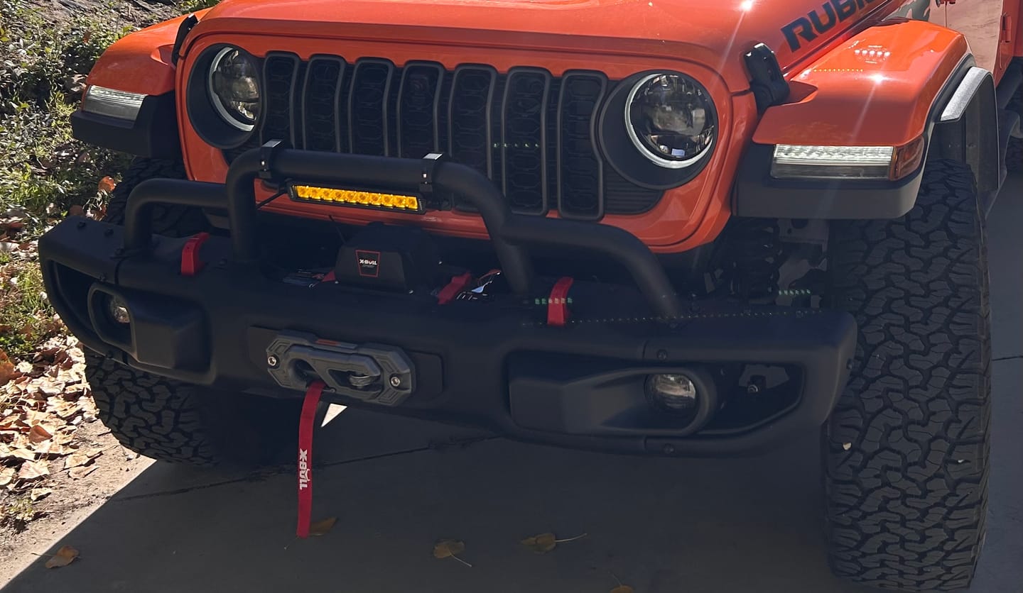 Customer photo review of X-BULL Electric Winch XRS 13500 LBS 12V Synthetic Rope for Towing Truck Off Road with 2 in 1 Wireless Remote