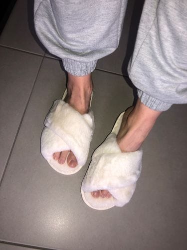 Customer photo review of Nordic Cozy Cross Band Slippers