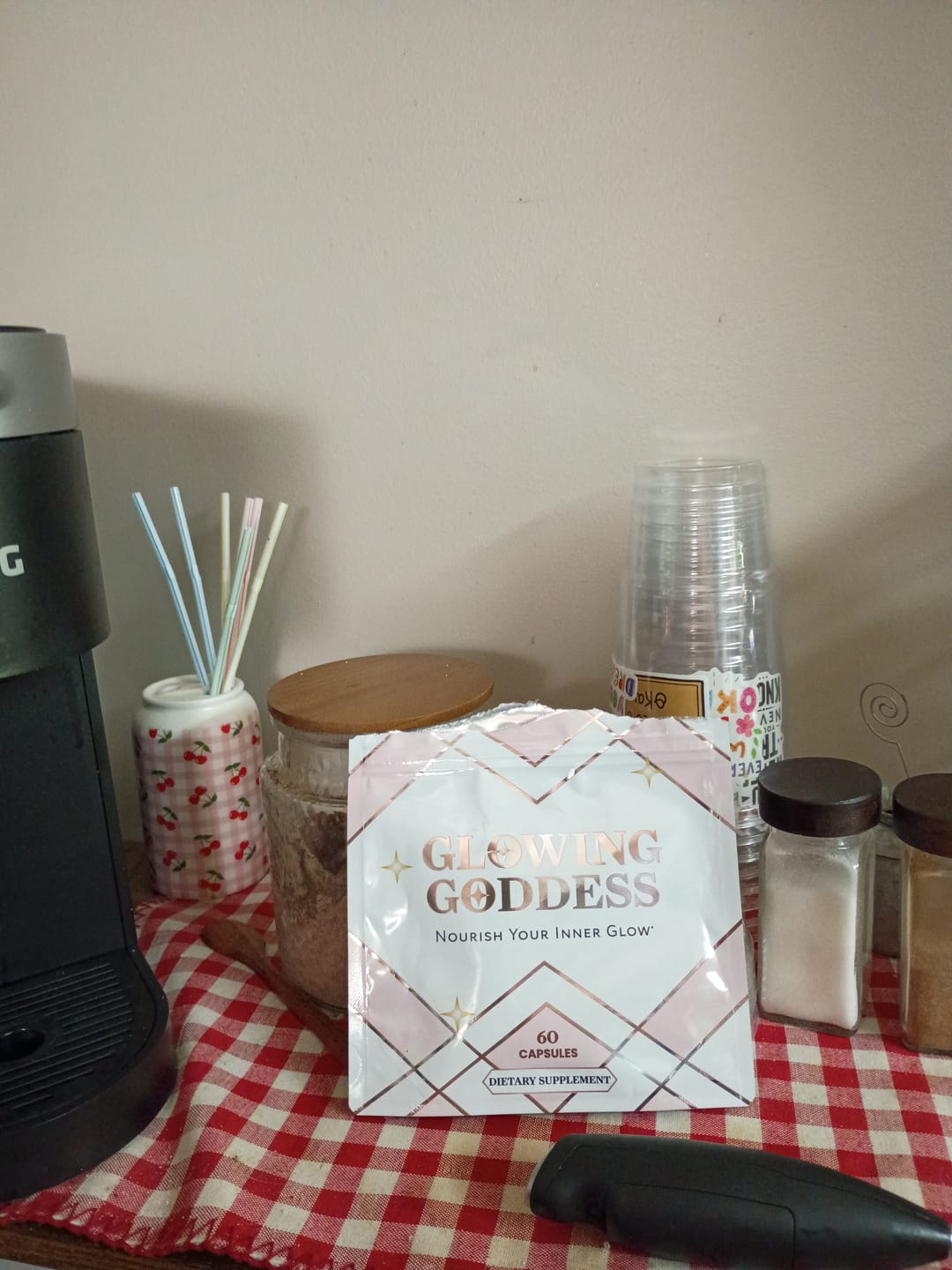 Customer photo review of GODDESS CAPSULES