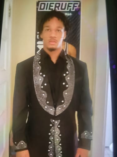 Customer photo review of Men's Rhinestone Embellishments 3-Piece Wedding Black Tuxedo