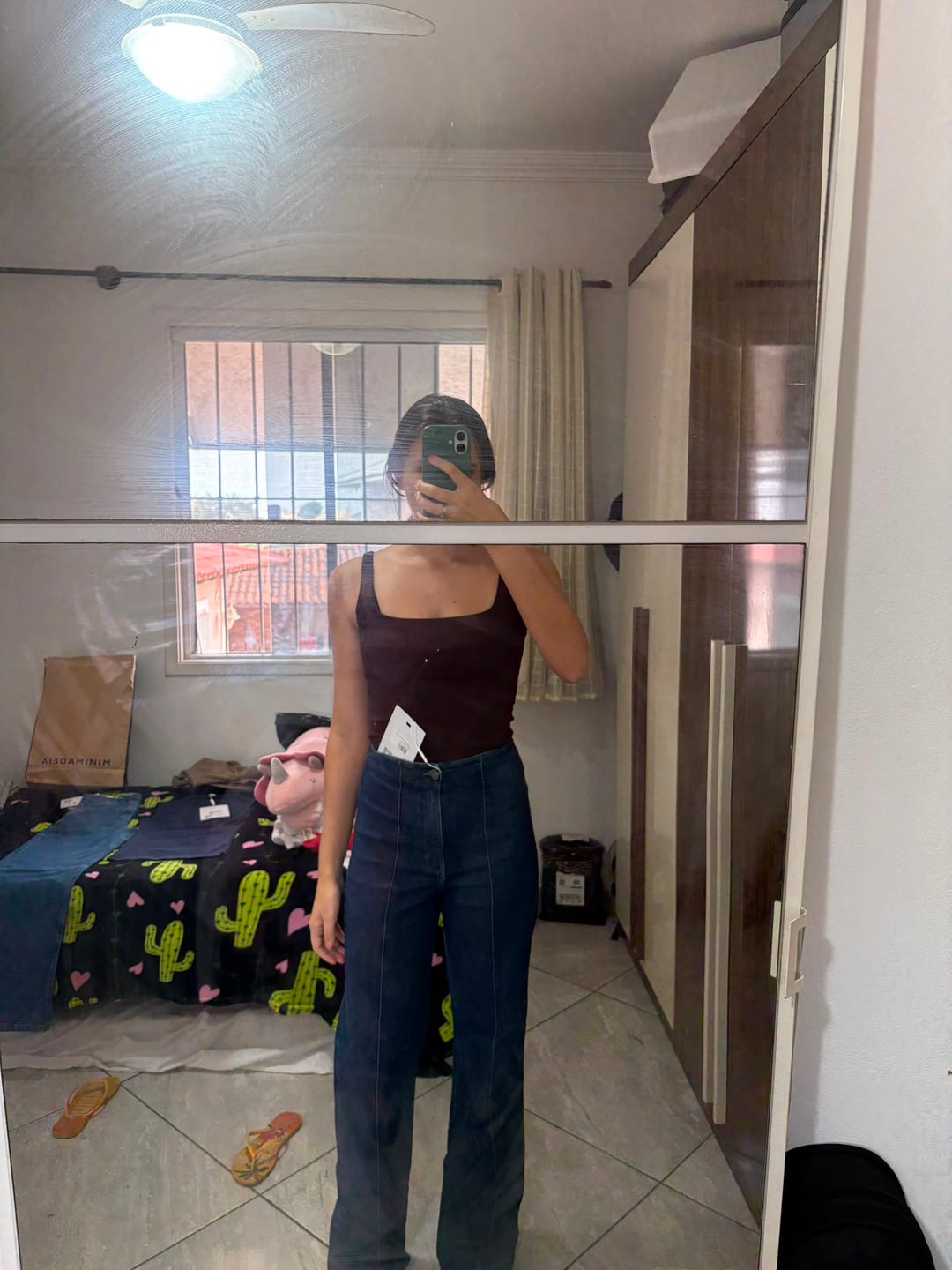 Customer photo review of Calça Jeans Reta Mandacaru Azul Escuro