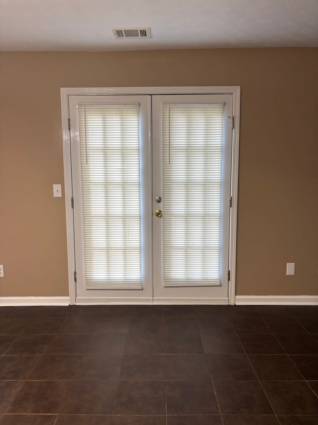 Customer photo review of Thermal Aluminum Astragal (White)