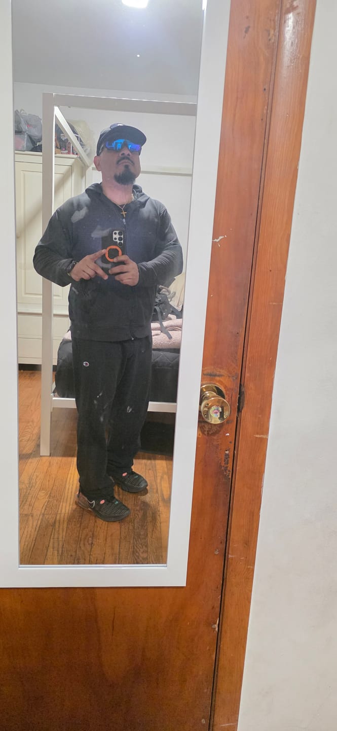Customer photo review of 2009 - Faith Sweats