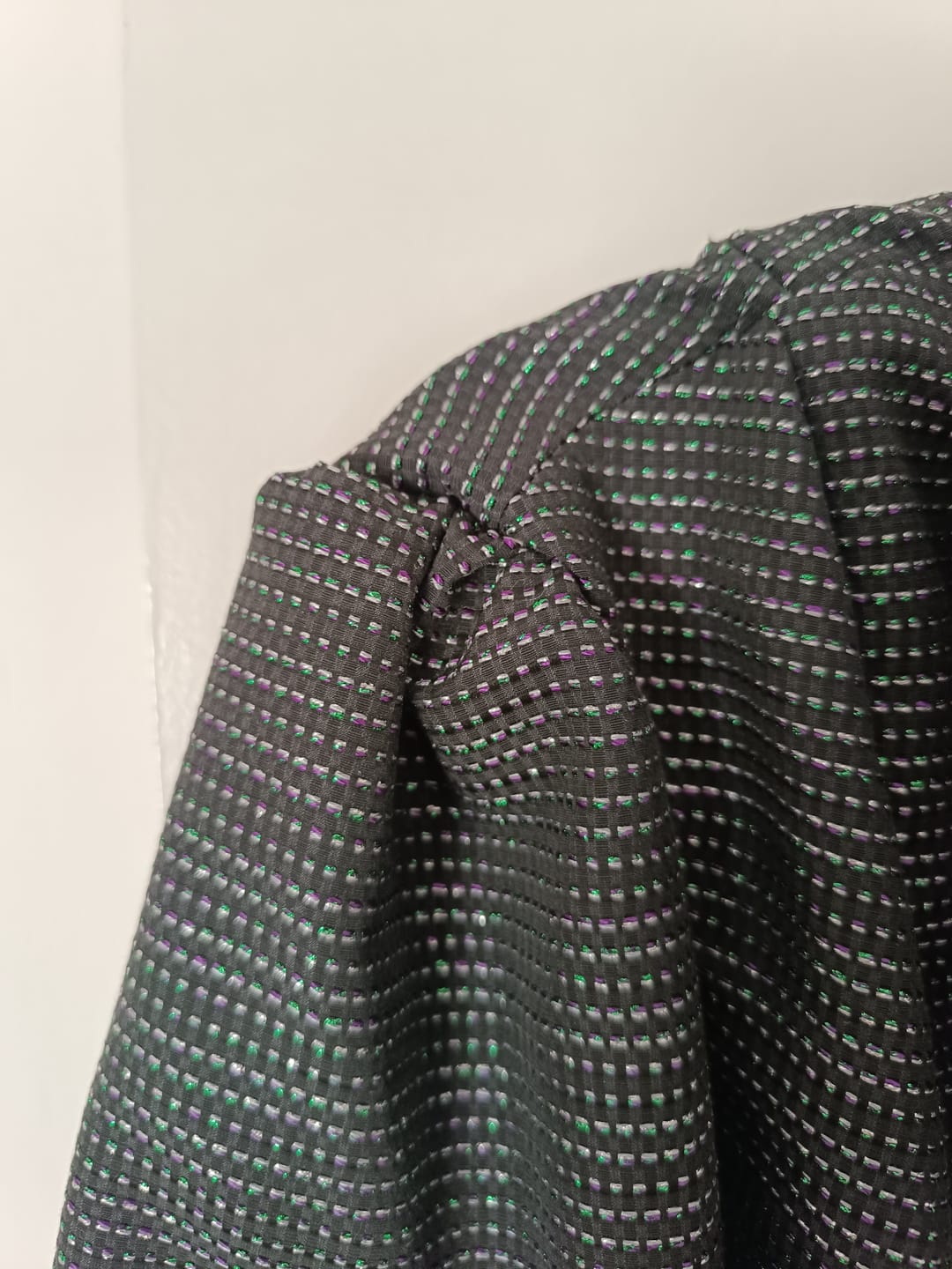 Customer photo review of Luxe Prism Brocade - Black