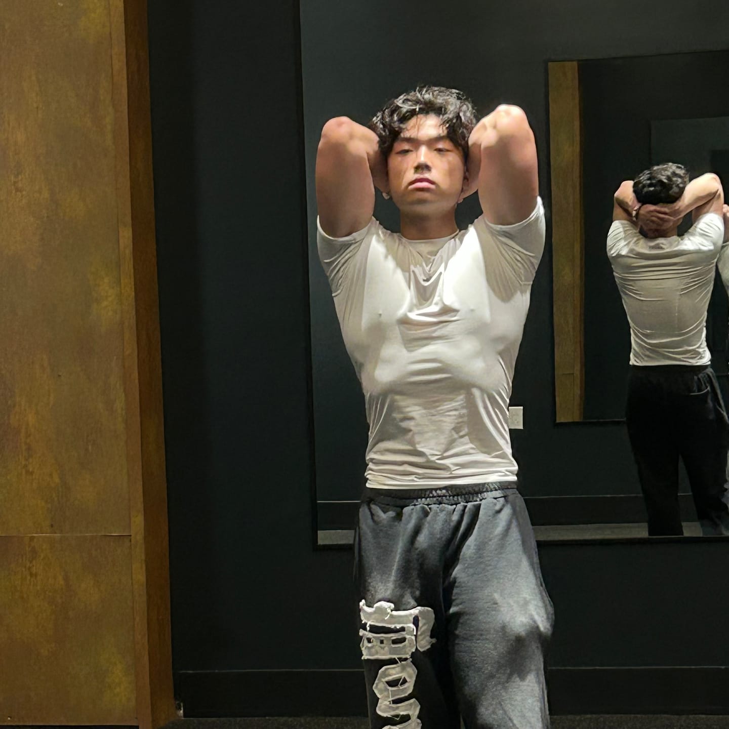 Customer photo review of 4282 - Posture Compression Tees