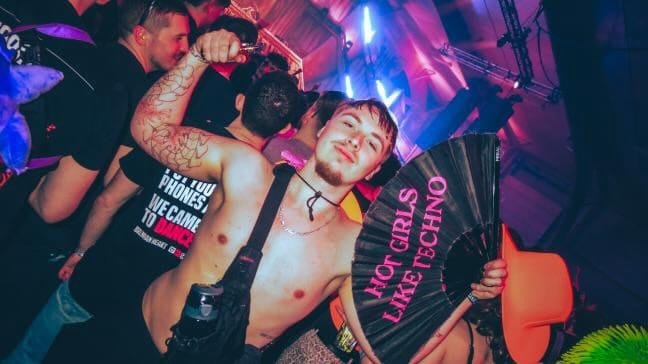 Customer photo review of 160 BPM — L’ESSENTIEL RAVE + ÉVENTAIL
