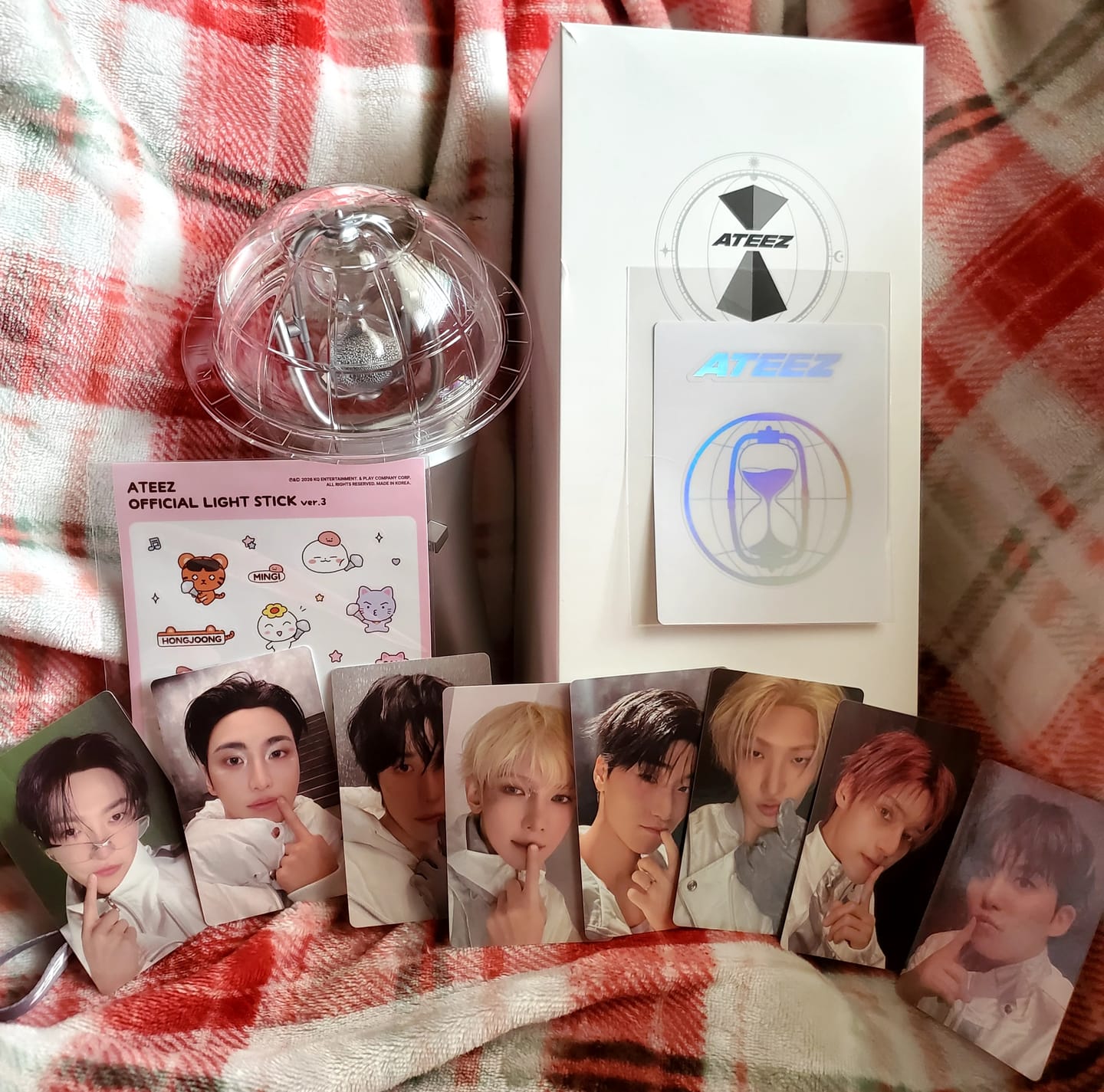 Customer photo review of ATEEZ - OFFICIAL LIGHT STICK VER.3