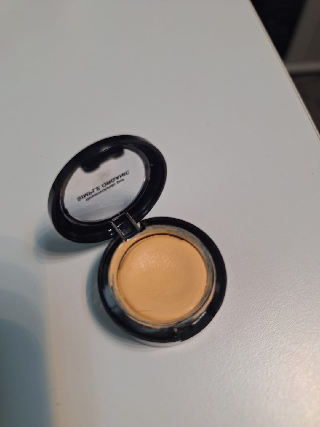Customer photo review of Corretivo Sólido
