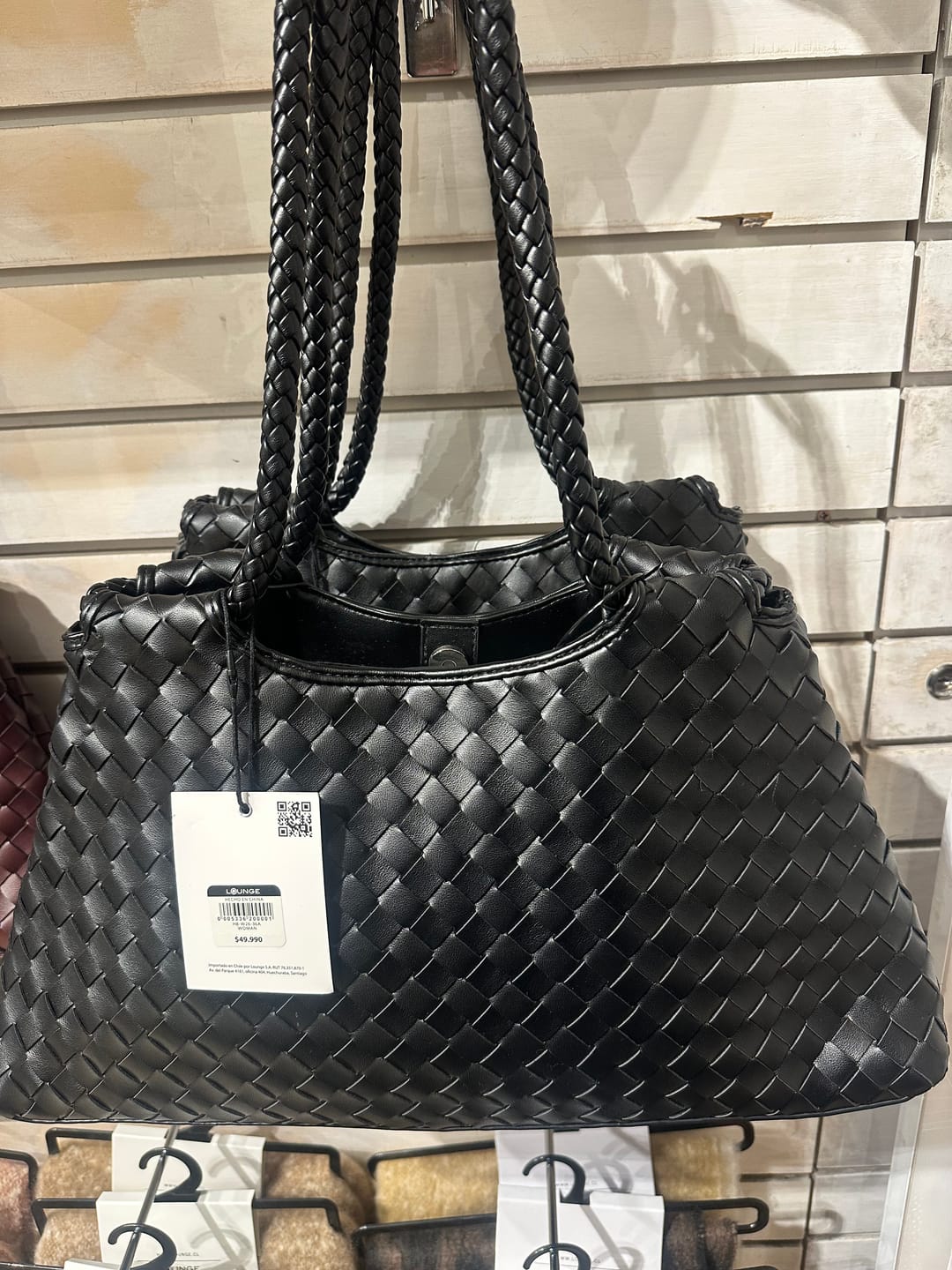 Customer photo review of Cartera De Hombro Tejida Alargada Woman