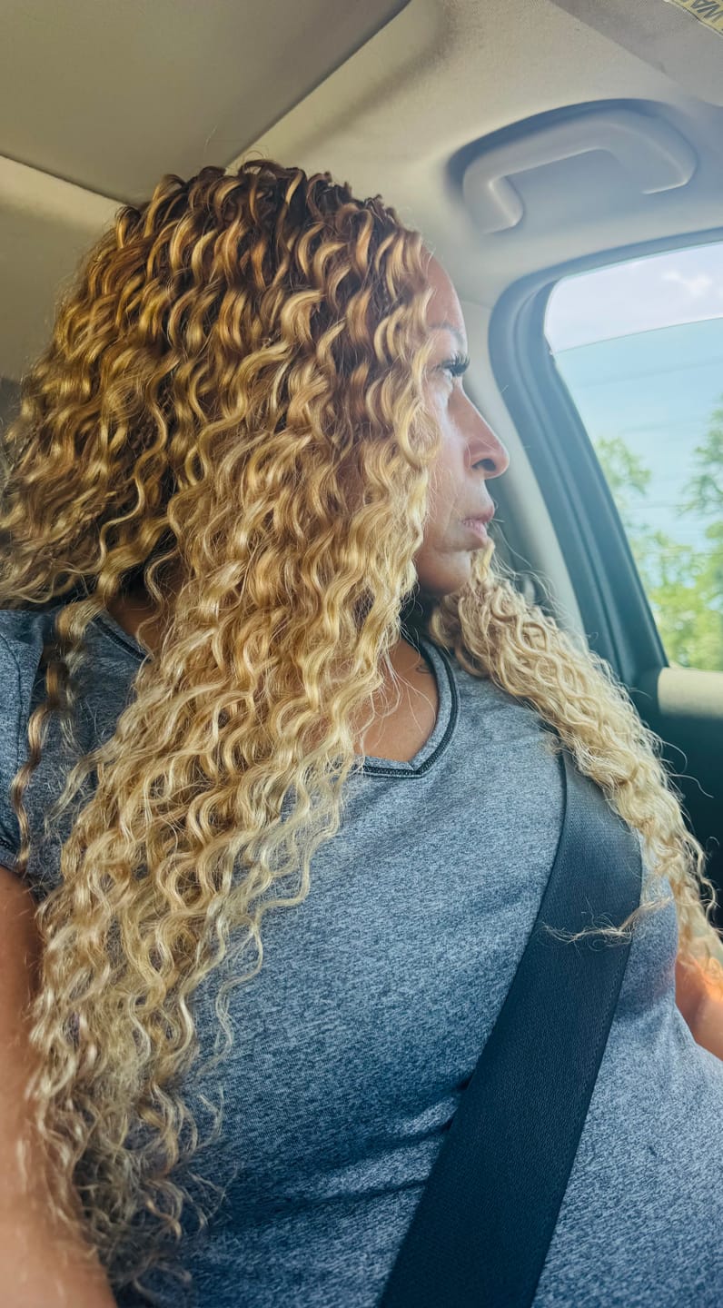 Customer photo review of #27/30/613 Mix Color Blend Deep Wave Human Crochet Hair