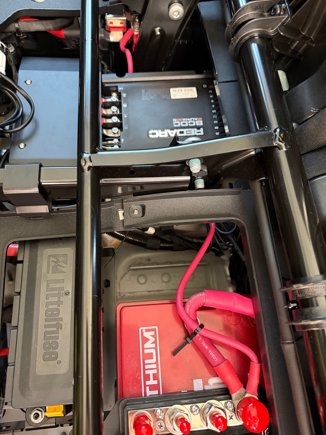 Customer photo review of Ineos Grenadier OMEGA Dual Battery System