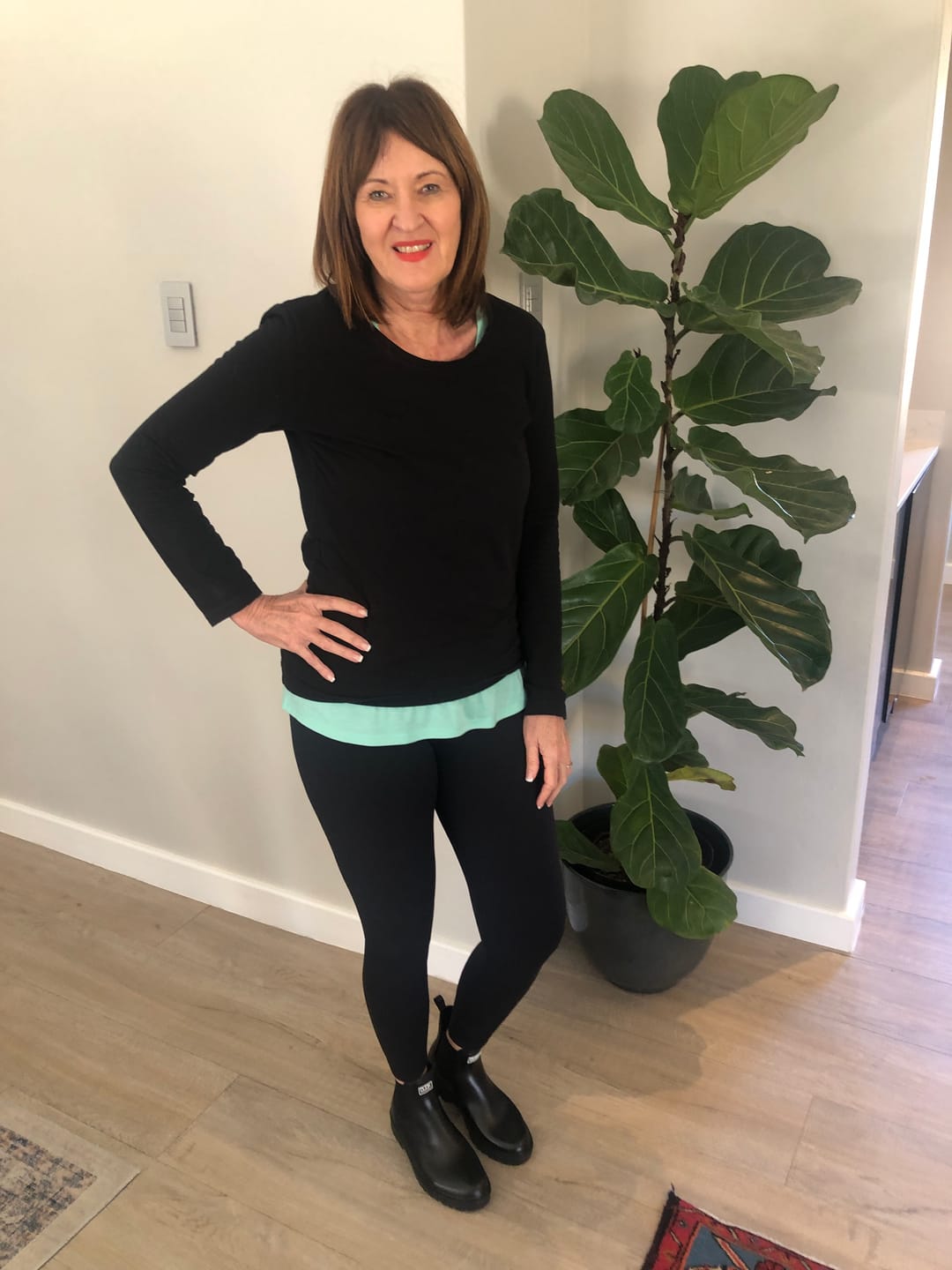 Customer photo review of Ink Butter Leggings