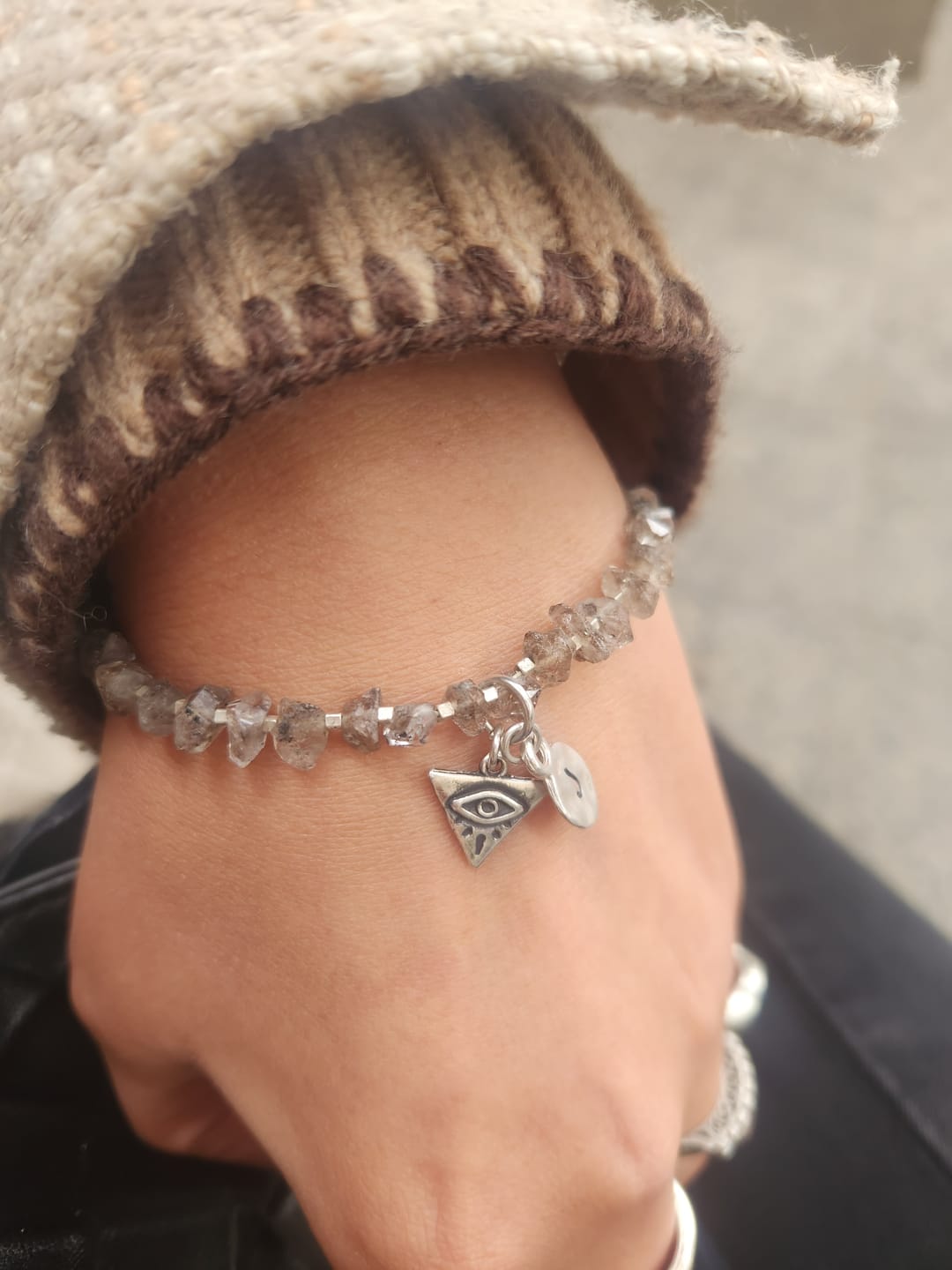 Customer photo review of Pulsera Fulk Herkimer