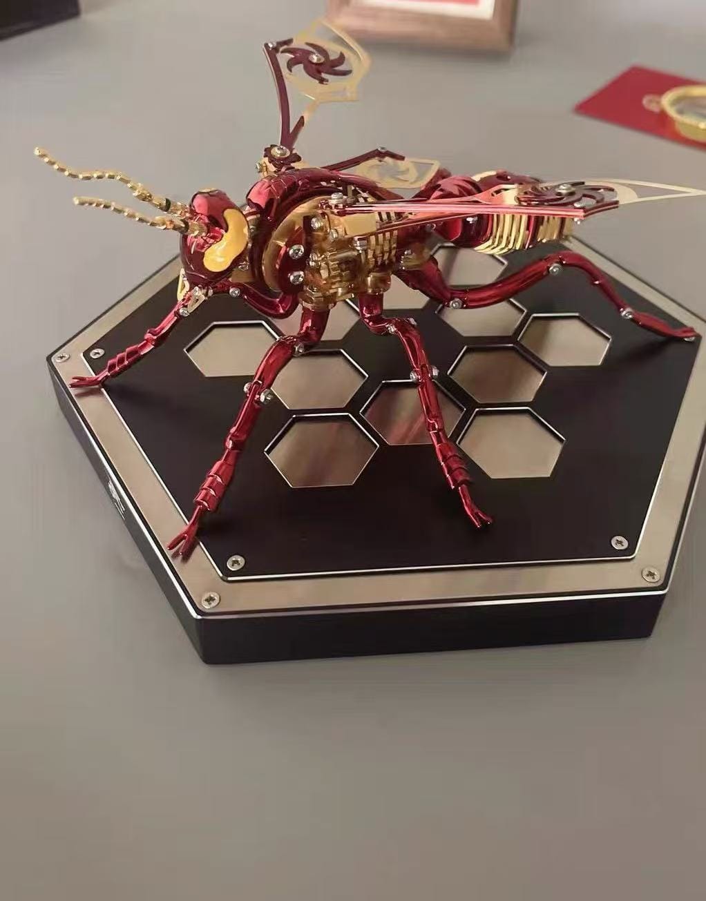 Customer photo review of Hornet King – Mechanical Metal Model Kit, DIY Assembly Collectible – 314 Pieces