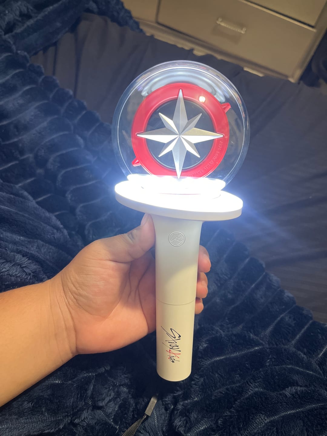 Customer photo review of STRAY KIDS - OFFICIAL LIGHT STICK VER.2