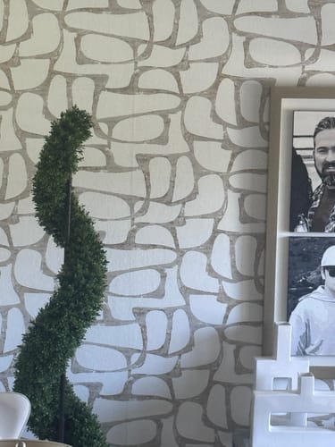 Customer photo review of Candice Olson DF3351 Craftsman Geometric White & Gold Wallpaper
