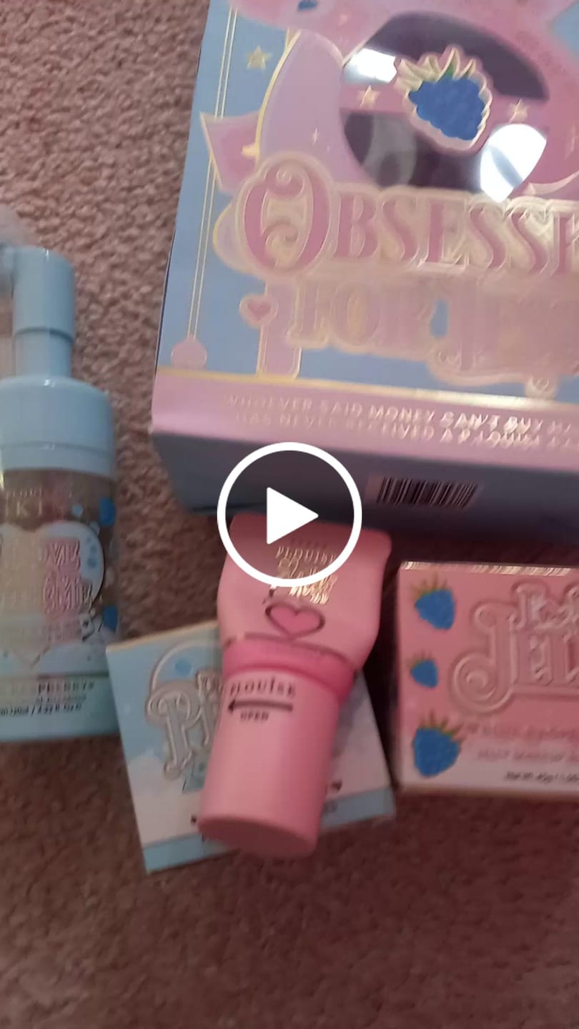 Customer video review of Obsessed For Bad Bitch Bundle