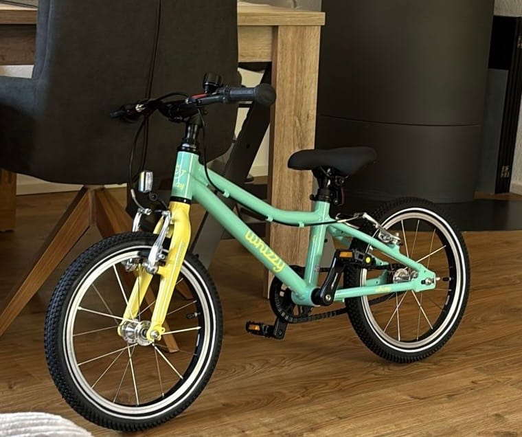 Customer photo review of whizzy Kids | JuniorCruiser 16'' Fahrrad Mint 🌿| Pre-Sale Juni