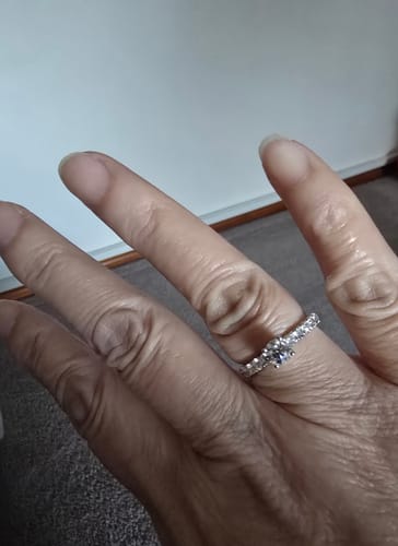 Customer photo review of Australian Diamonds® Argyle 1.00ct TW Round Brilliant Cut Diamond Ring in 18ct White Gold
