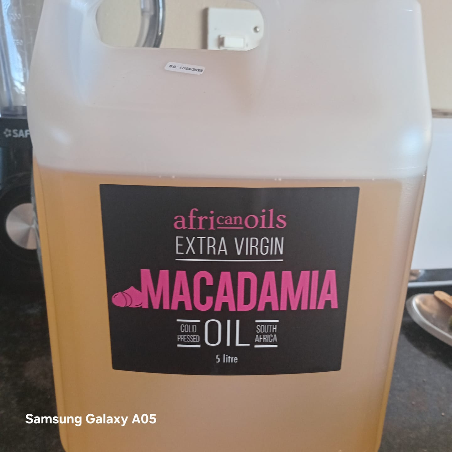 Customer photo review of 5L Cosmetic Grade Macadamia Oil