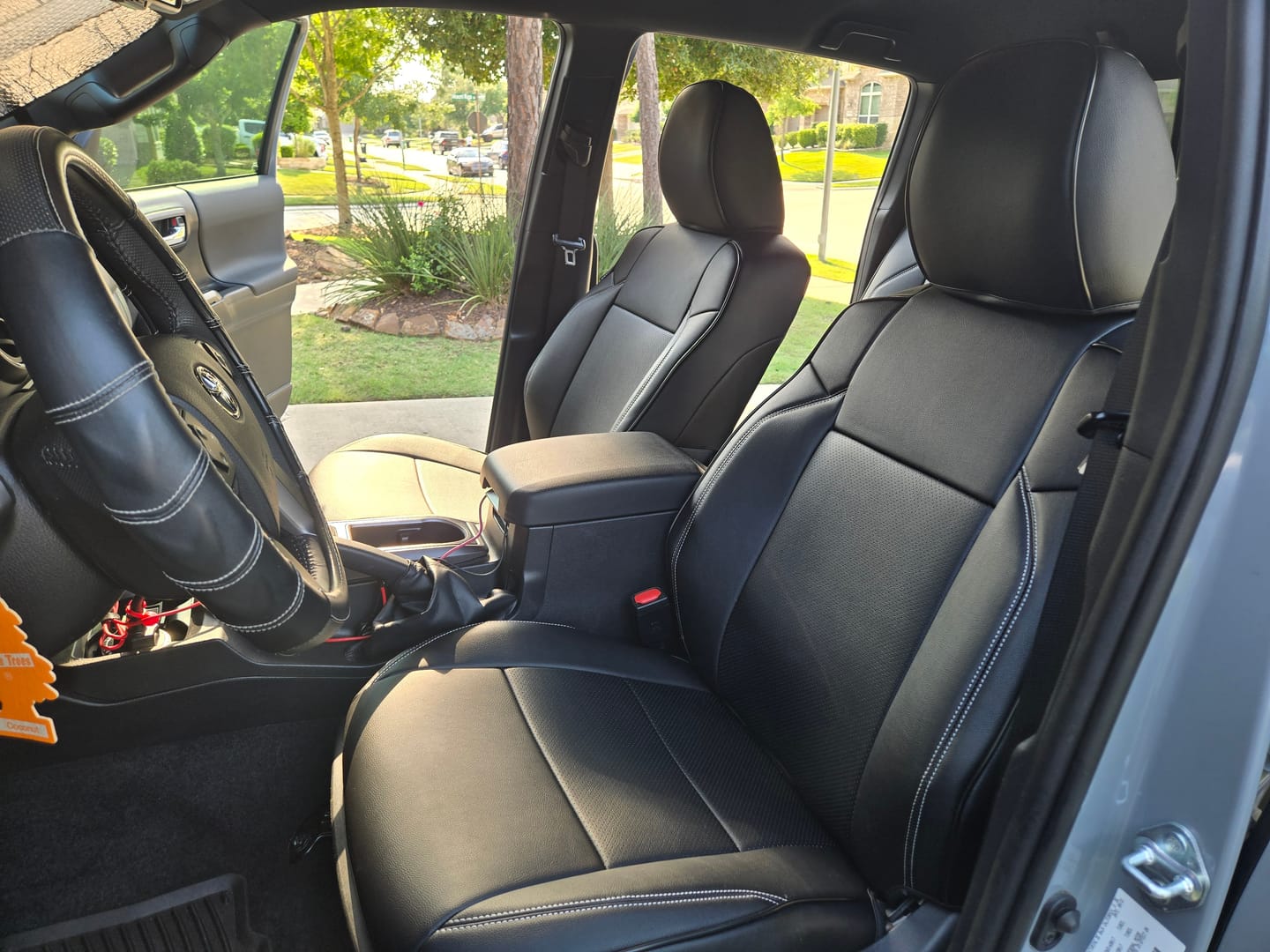Customer photo review of 2016-23 Toyota Tacoma Custom Leather Seat Covers