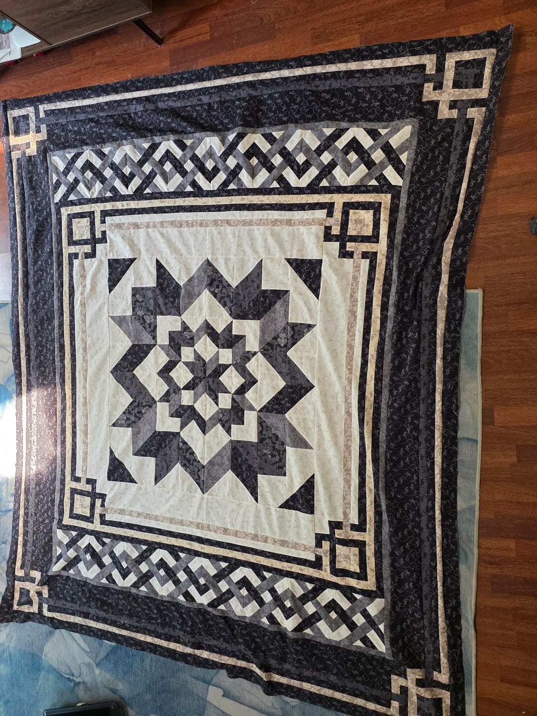 Customer photo review of Carpenters Apprentice - Quilt Kit - Cotillion (90" x 106")
