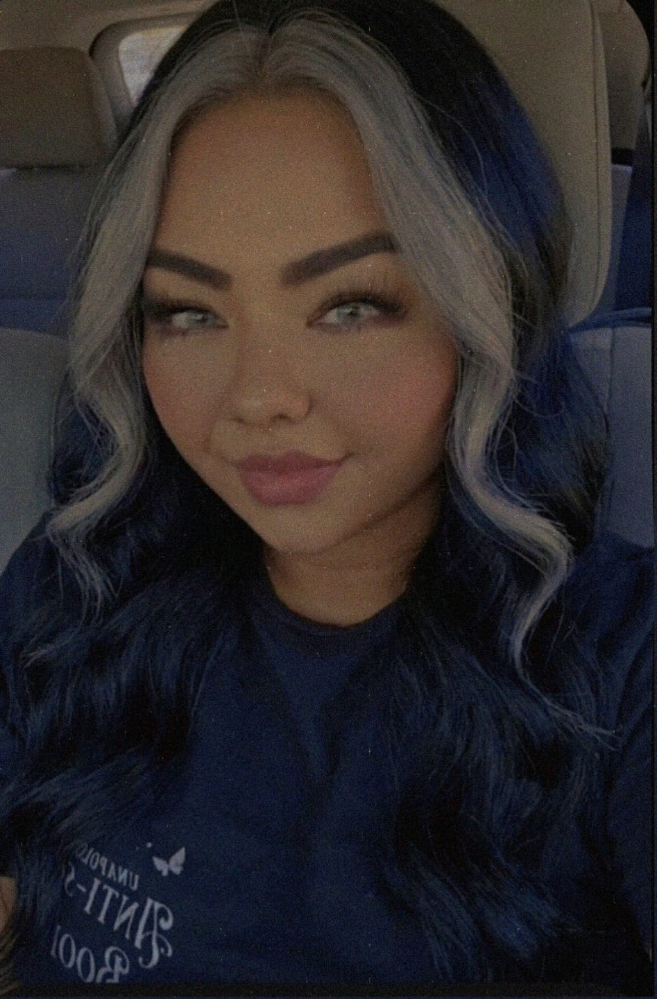 Customer photo review of Hidrocor Quartz Blue Gray Prescription Colored Contact Lenses