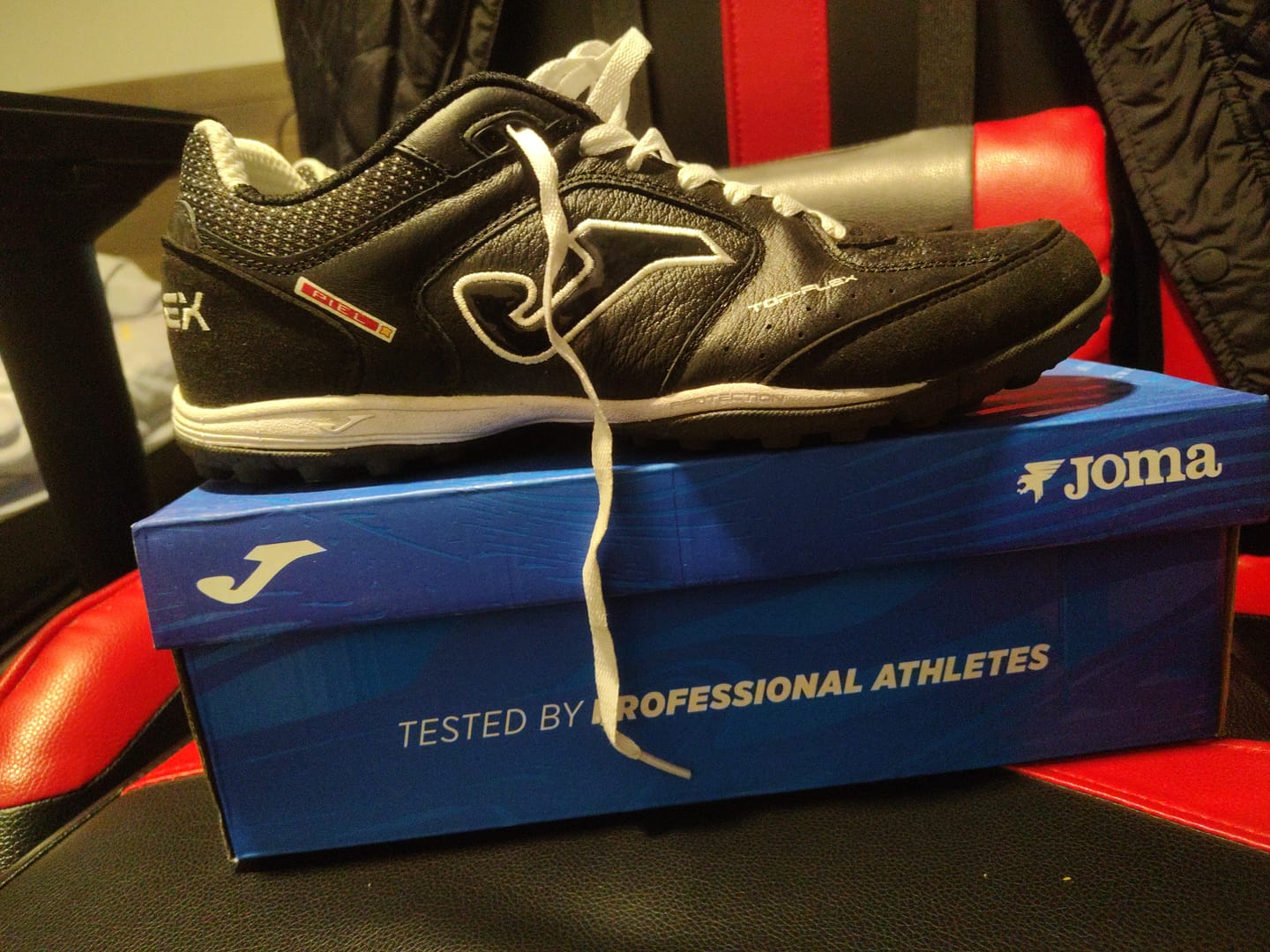 Customer photo review of Zapatilla Joma Top Flex 2121 Negra Turf (Pasto Sintetico)