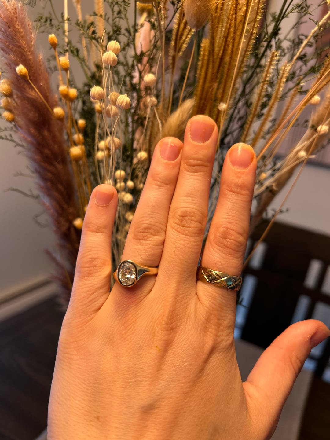 Customer photo review of Minky engagement ring
