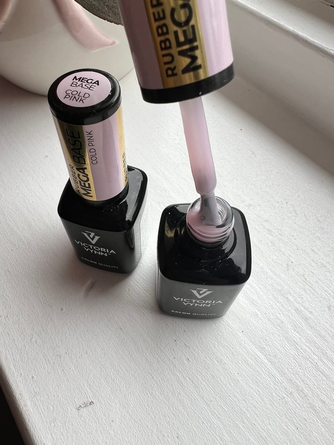 Customer photo review of Victoria Vynn Gel Polish Mega Base Cold Pink