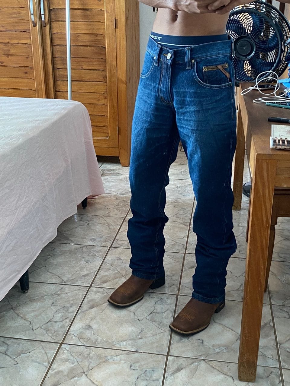 Customer photo review of Calça Country Masculina Ariat M5
