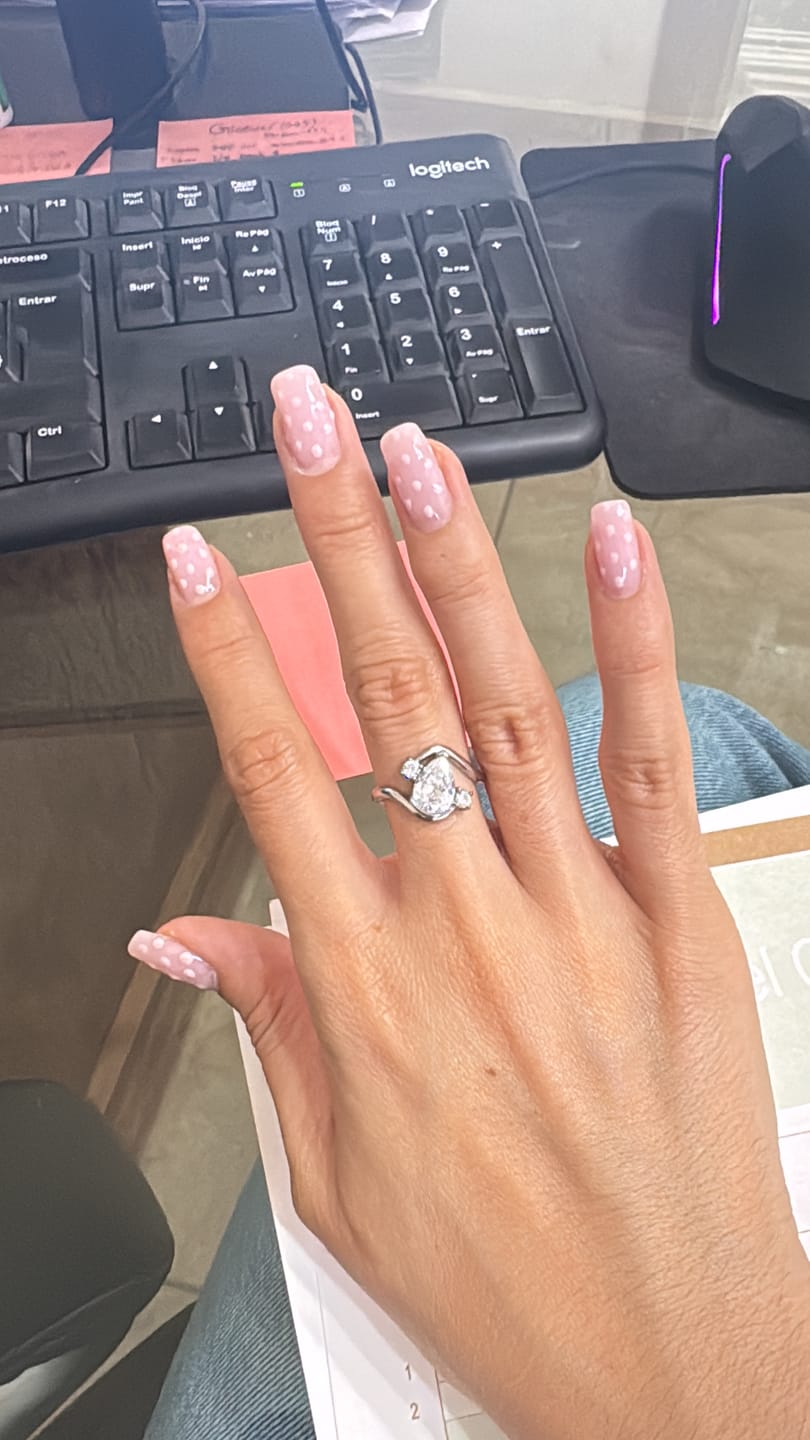 Customer photo review of Anillo Siam Plata